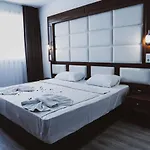 Grand Sahin's Hotel 4*